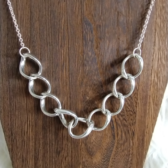 Chunky Chain Link Necklace Silver Toned - Picture 1 of 4